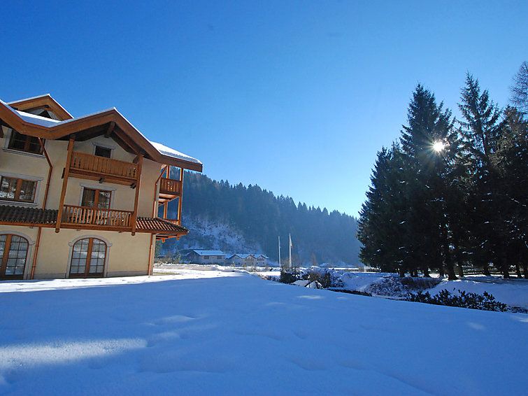 Photo of Buildings in Carisolo