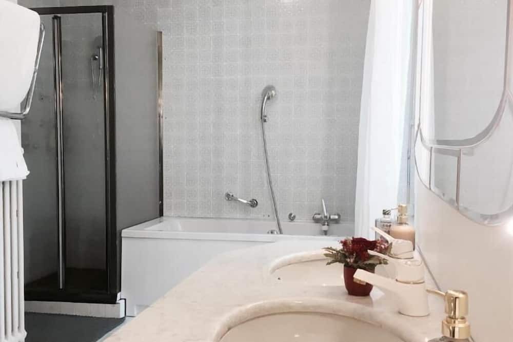 Photo of Bathroom in Morcote