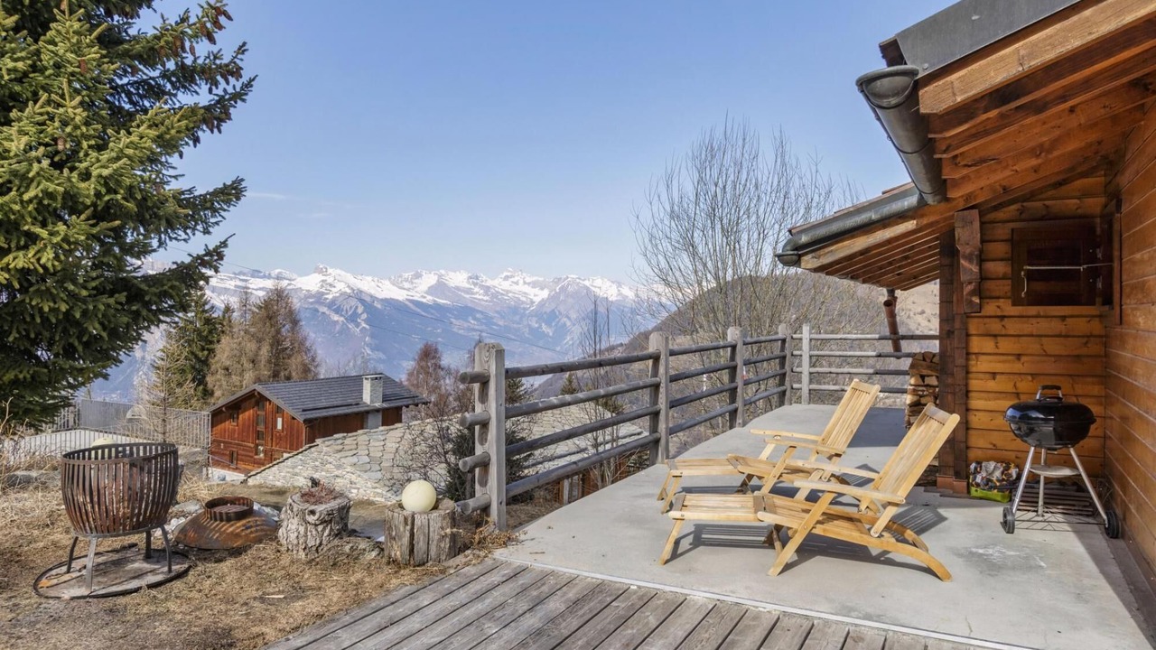 Photo of Patio Balcony in La Tzoumaz