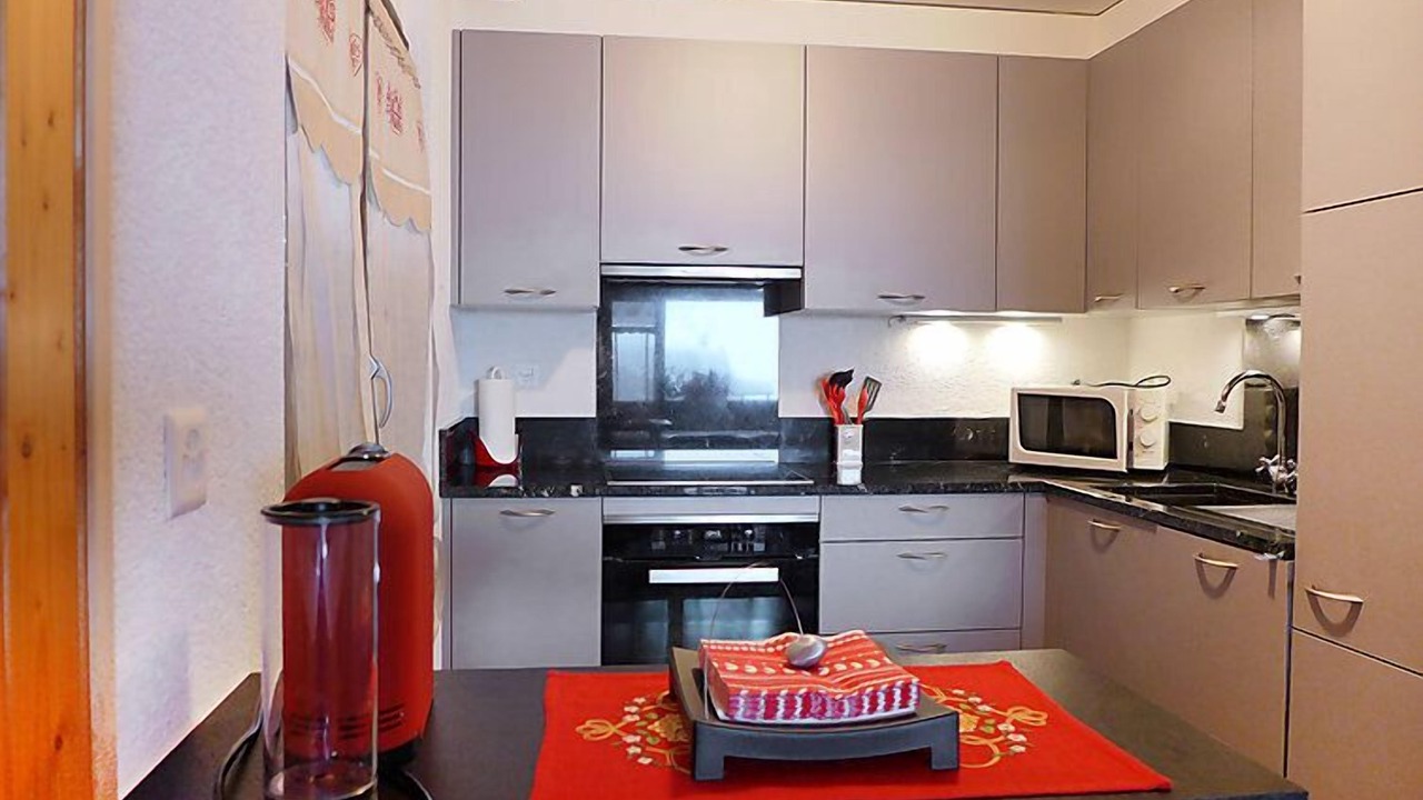 Photo of Kitchen in Lens