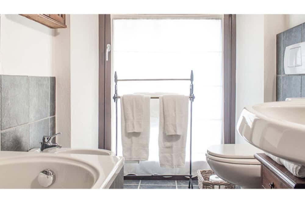 Photo of Bedroom in Brienno