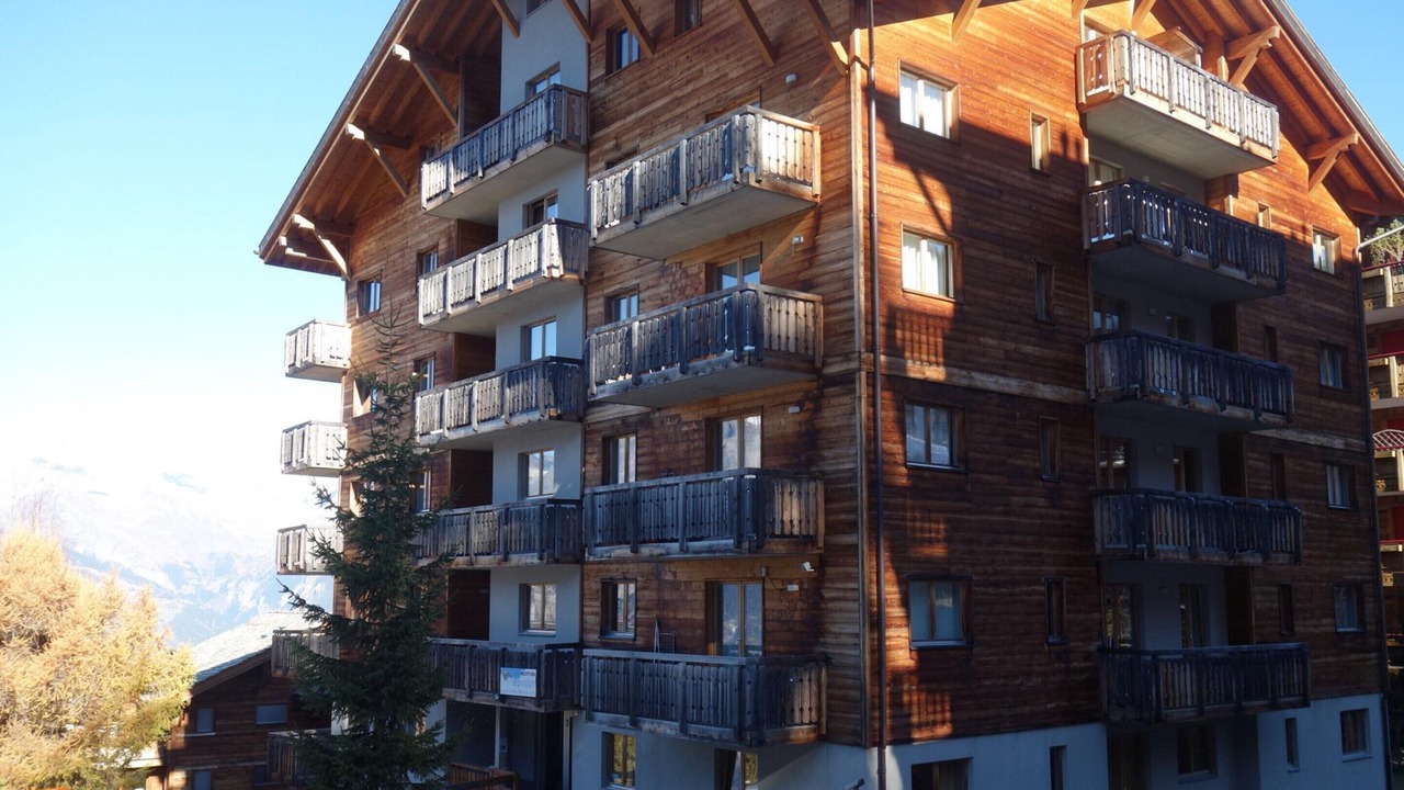 Photo of Outdoor in Saint-Pierre-de-Clages