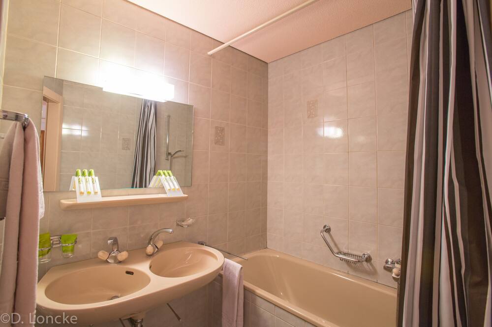 Photo of Bathroom in Arolla