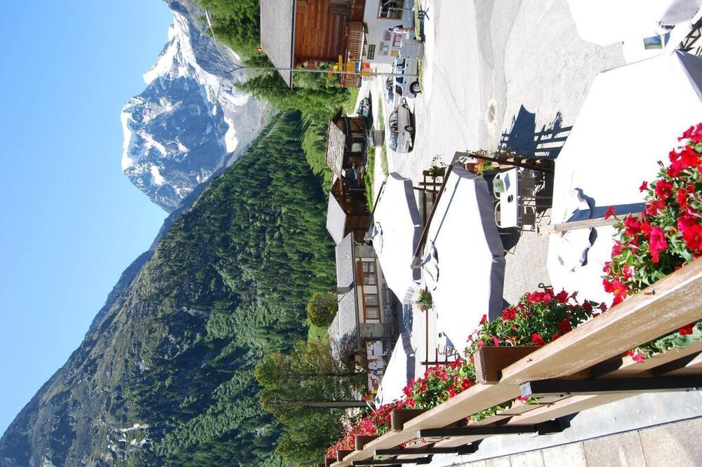Photo of Patio Balcony in Arolla