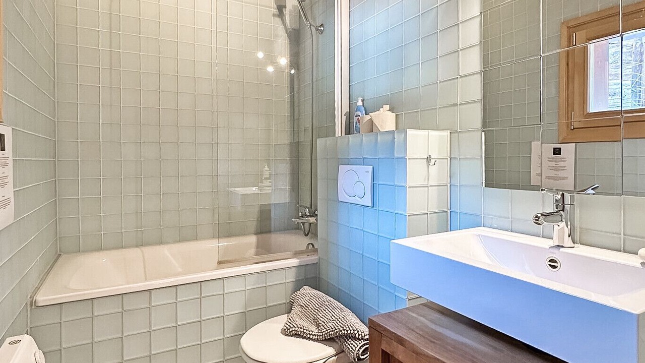 Photo of Bathroom in Bruson