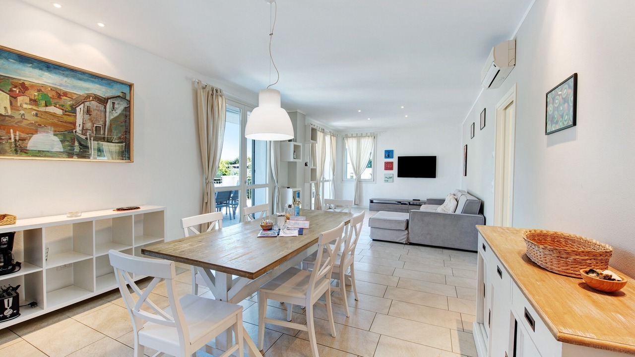 Photo of Livingroom in Portese