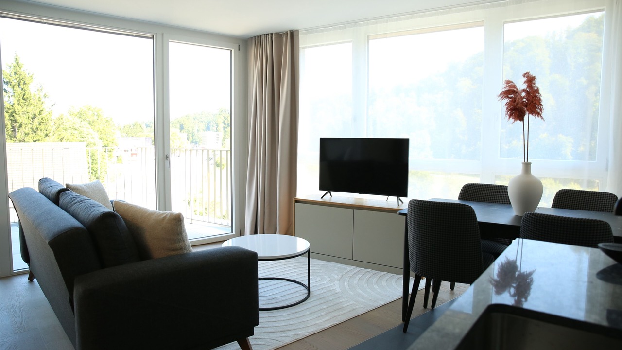 Photo of Livingroom in Center