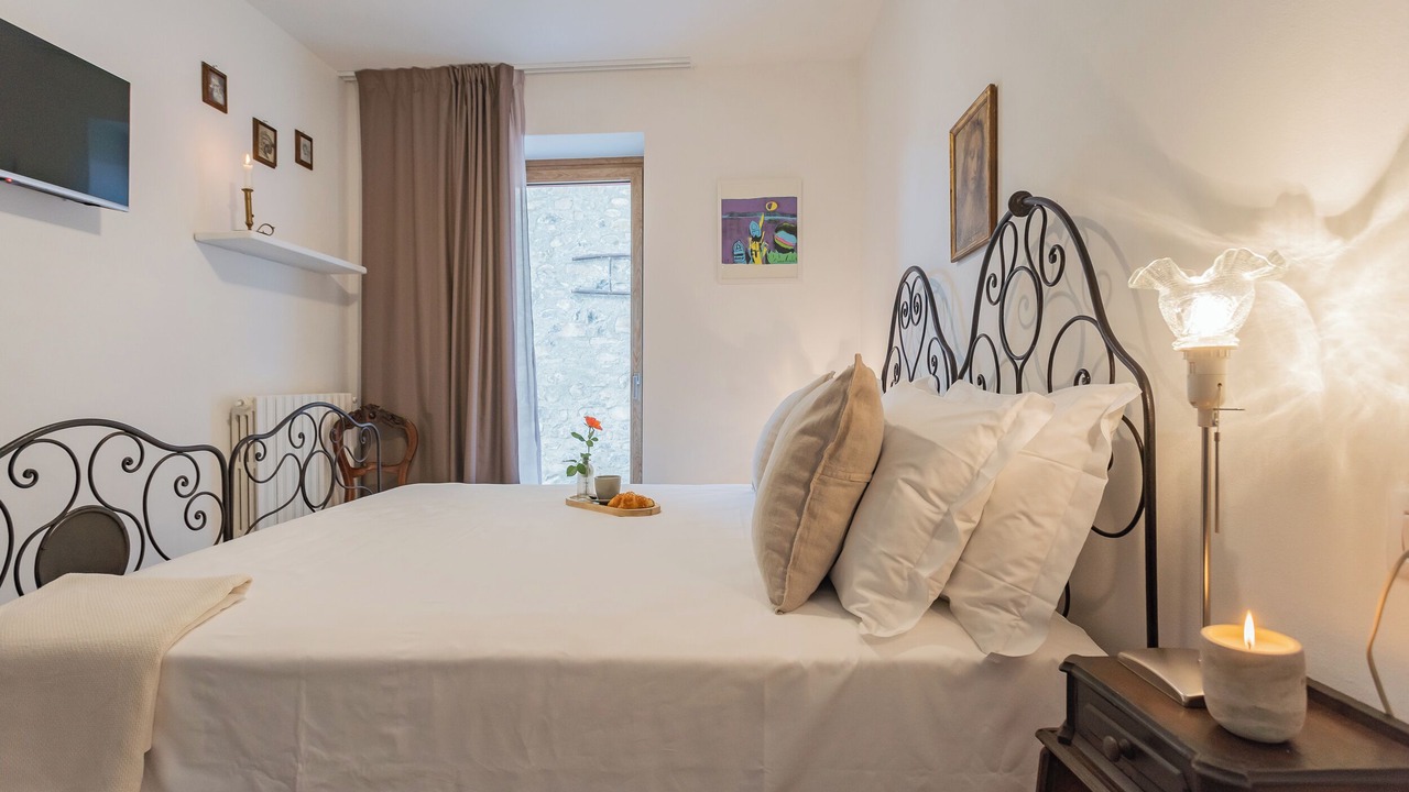 Photo of Bedroom in Lenno