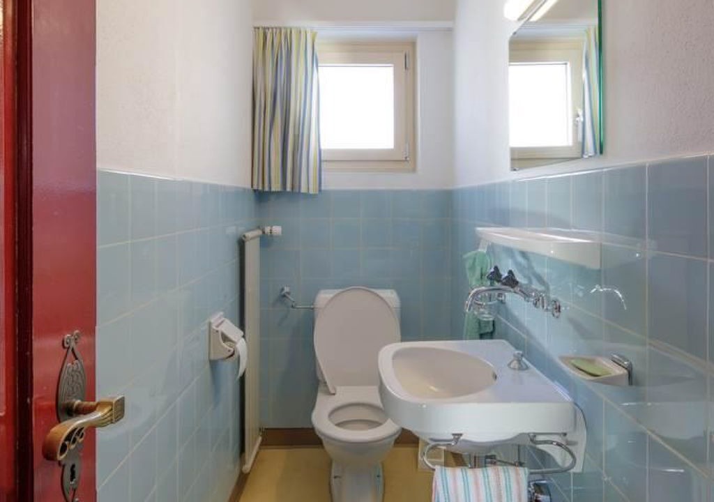 Photo of Bathroom in Grisons