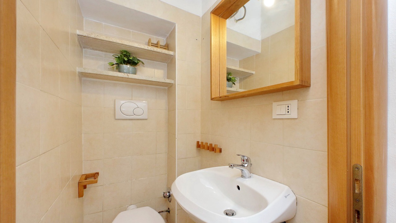 Photo of Bathroom in Rione XVIII Castro Pretorio