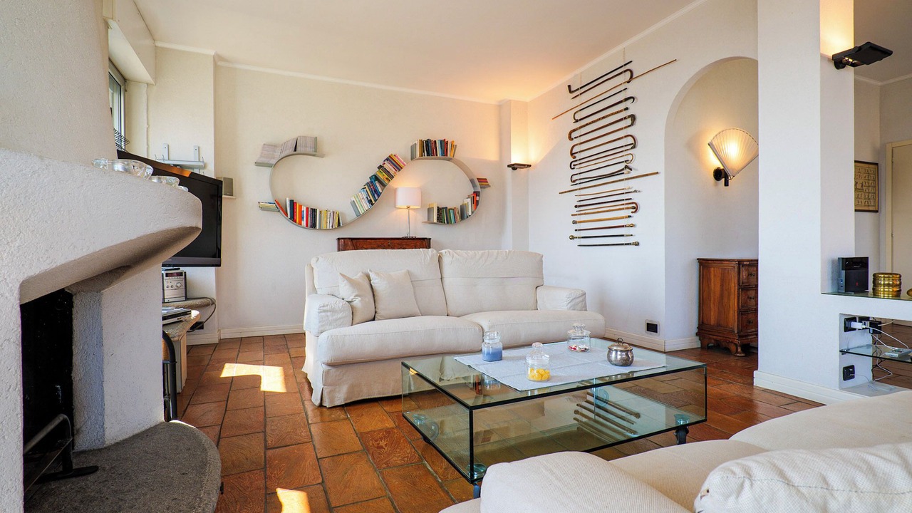 Photo of Livingroom in Intra