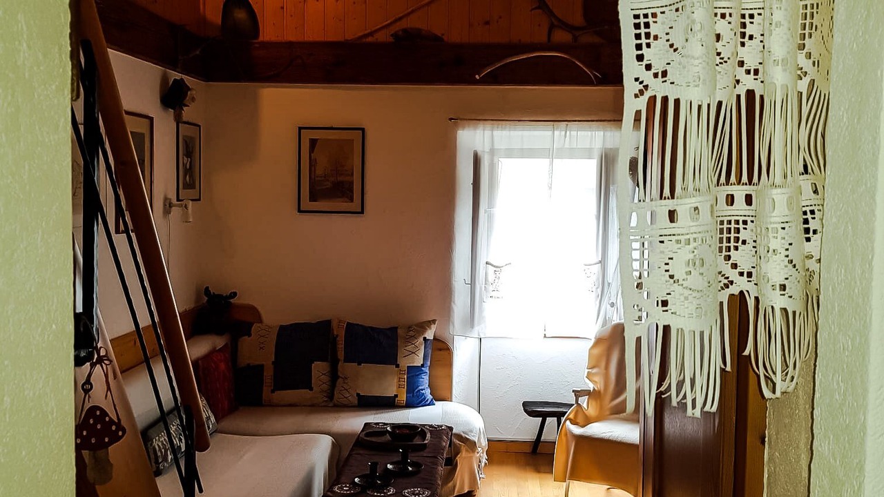 Photo of Livingroom in Fully