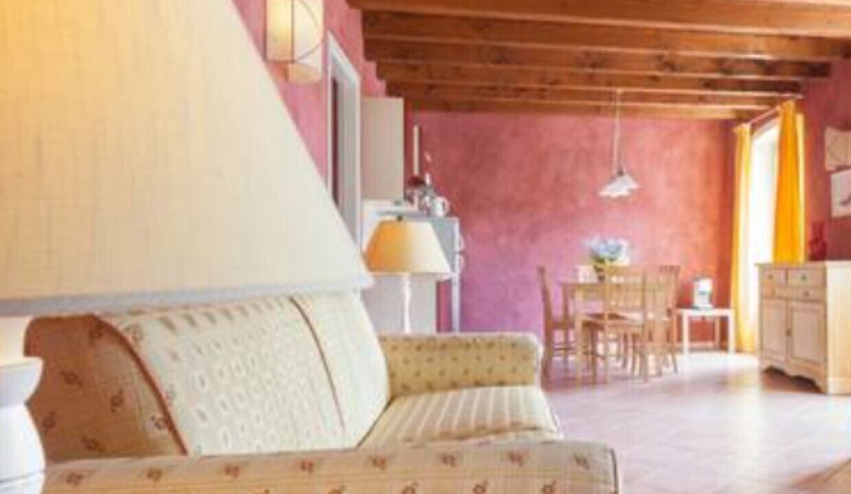Photo of Livingroom in Portese