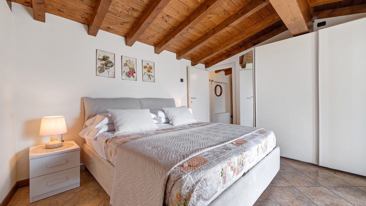 Photo of Bedroom in Veleso