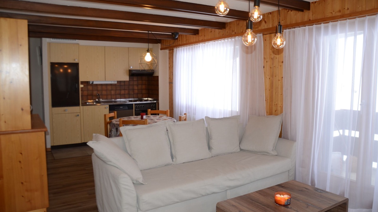 Photo of Livingroom in Vex