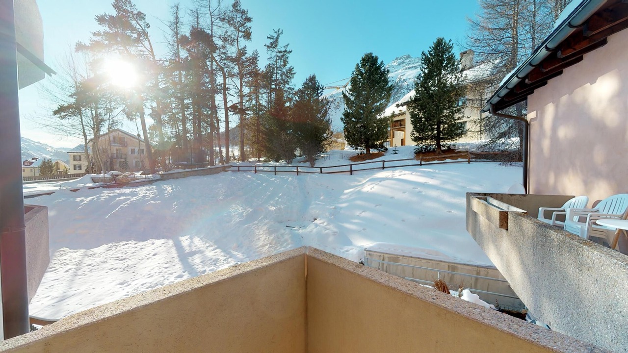 Photo of Outdoor in Samedan