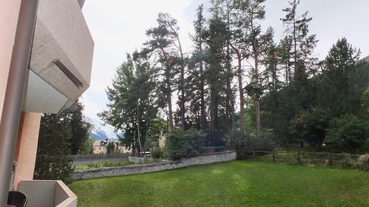 Photo of Outdoor in Samedan