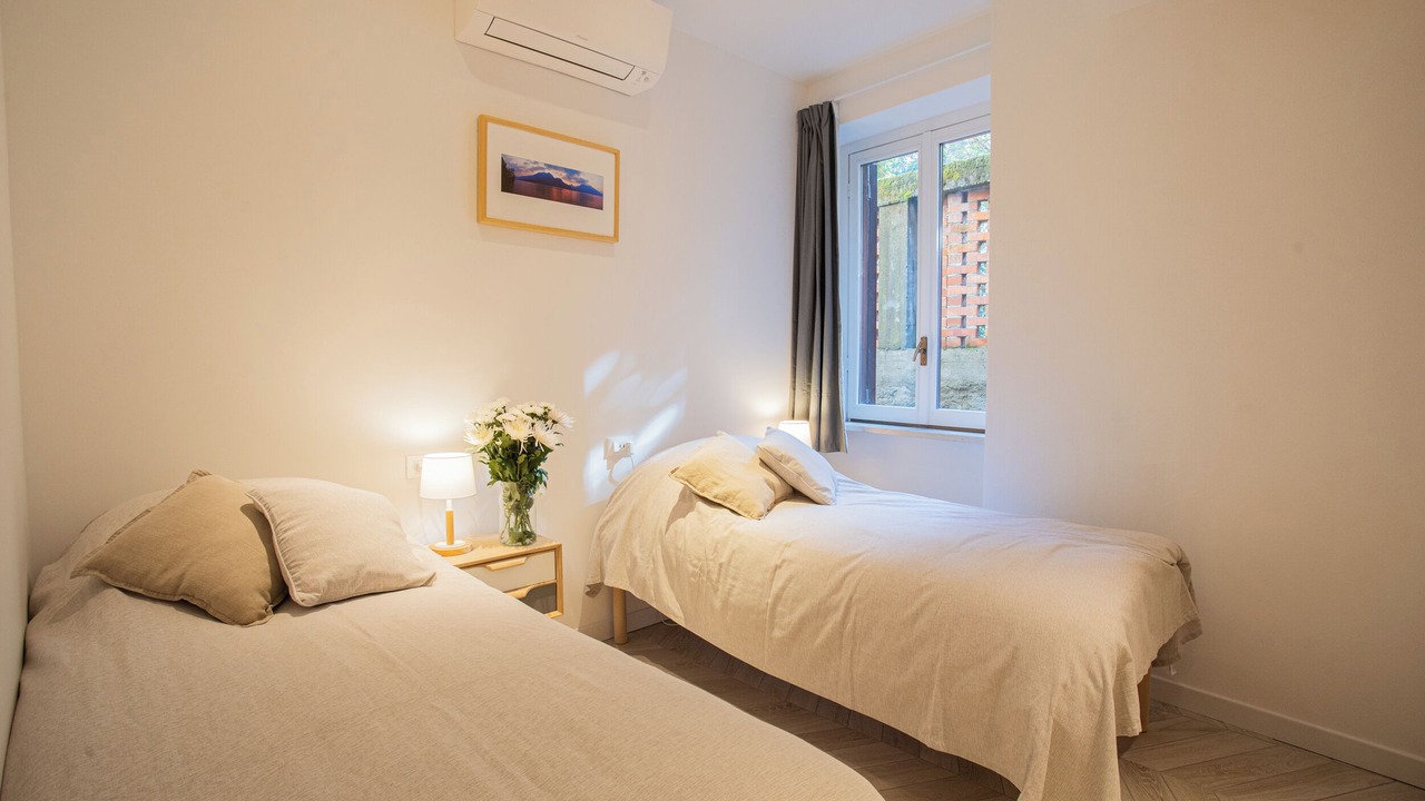 Photo of Bedroom in Carate Urio