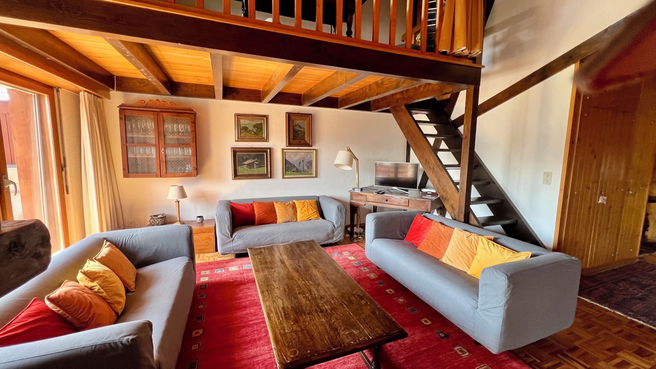 Photo of Livingroom in Lens
