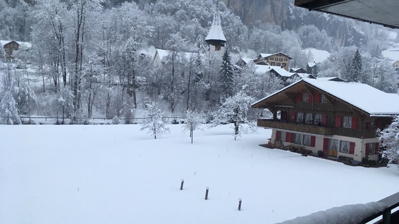 Photo of Patio Balcony in Lauterbrunnen
