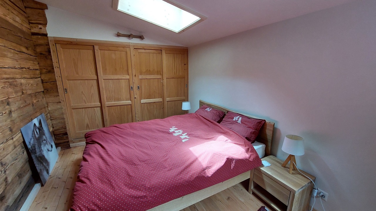 Photo of Bedroom in Sarreyer