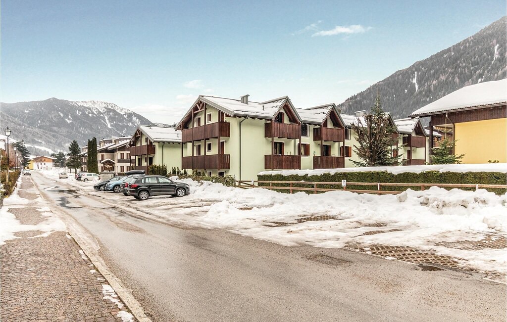 Photo of Buildings in Carisolo