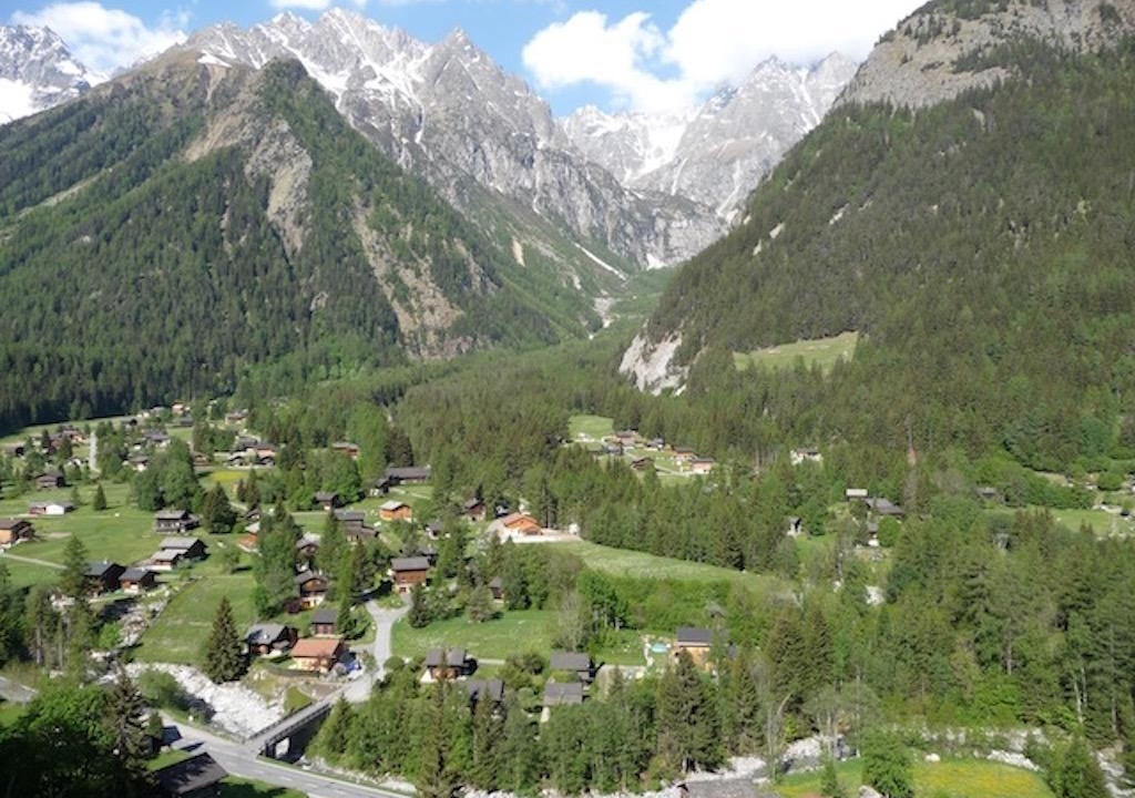 Photo of Others in Saleinaz