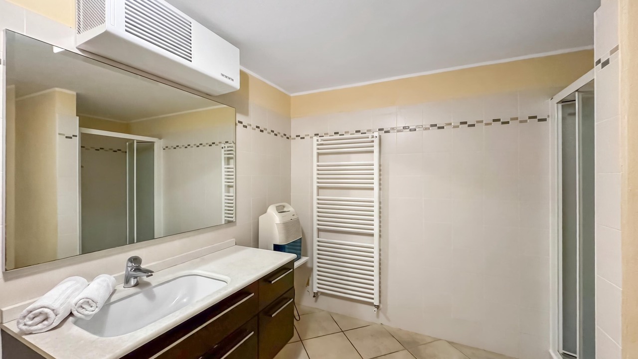 Photo of Bathroom in Menaggio