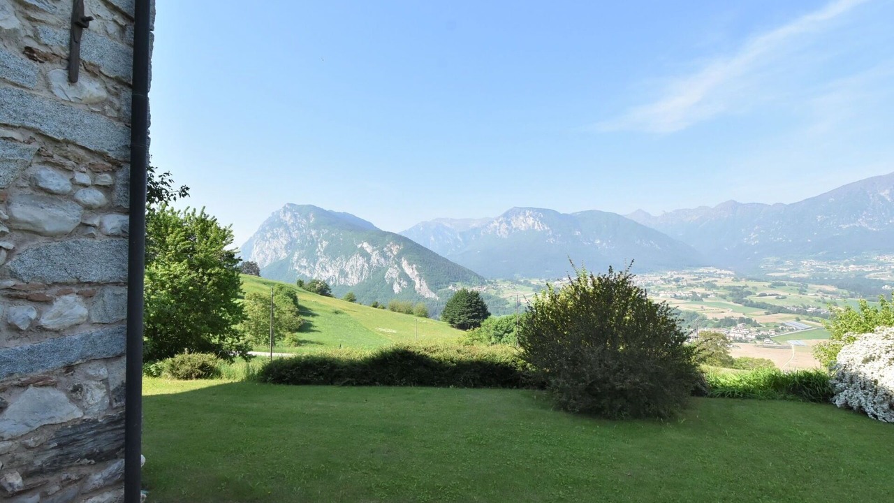 Photo of Outdoor in Lomaso