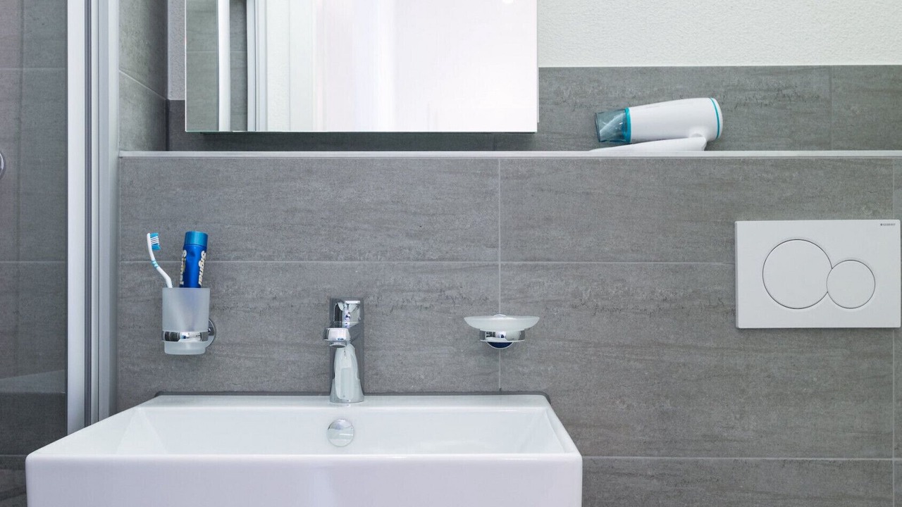 Photo of Bathroom in District 9