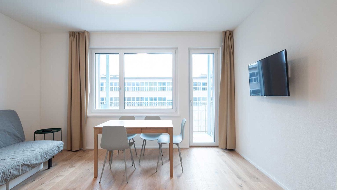 Photo of Livingroom in Center