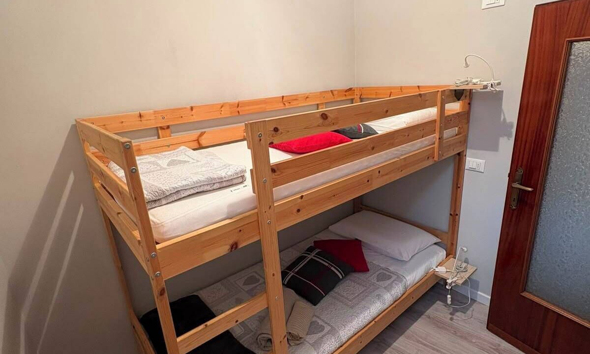 Photo of Bedroom in Sale Marasino