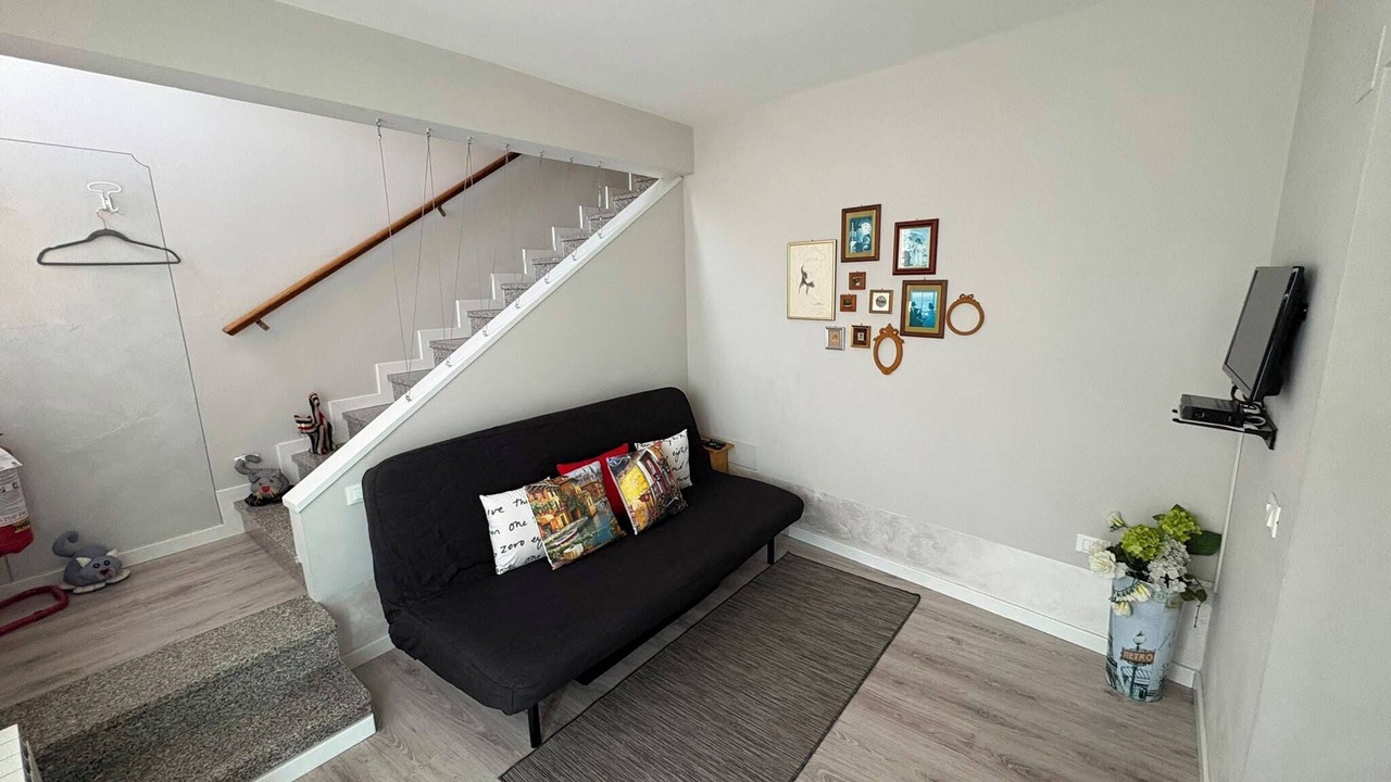 Photo of Livingroom in Sale Marasino