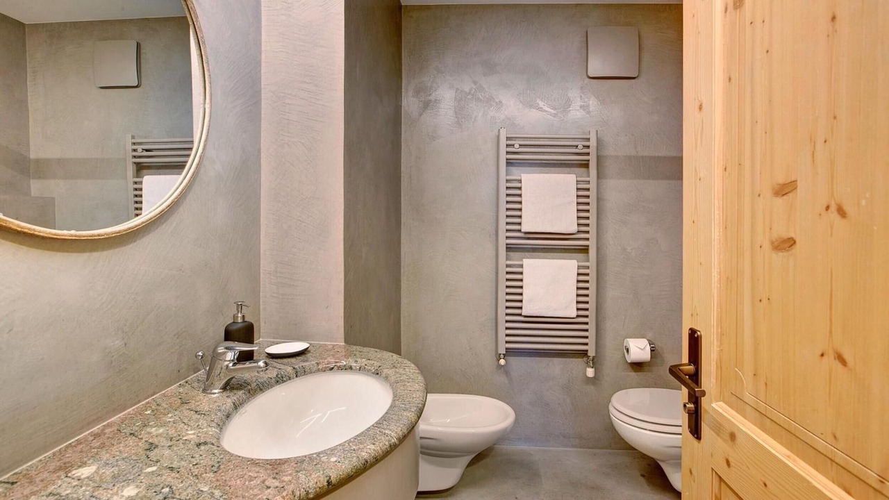 Photo of Bathroom in Teola