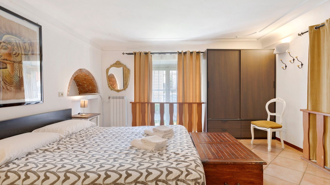 Photo of Bedroom in Como