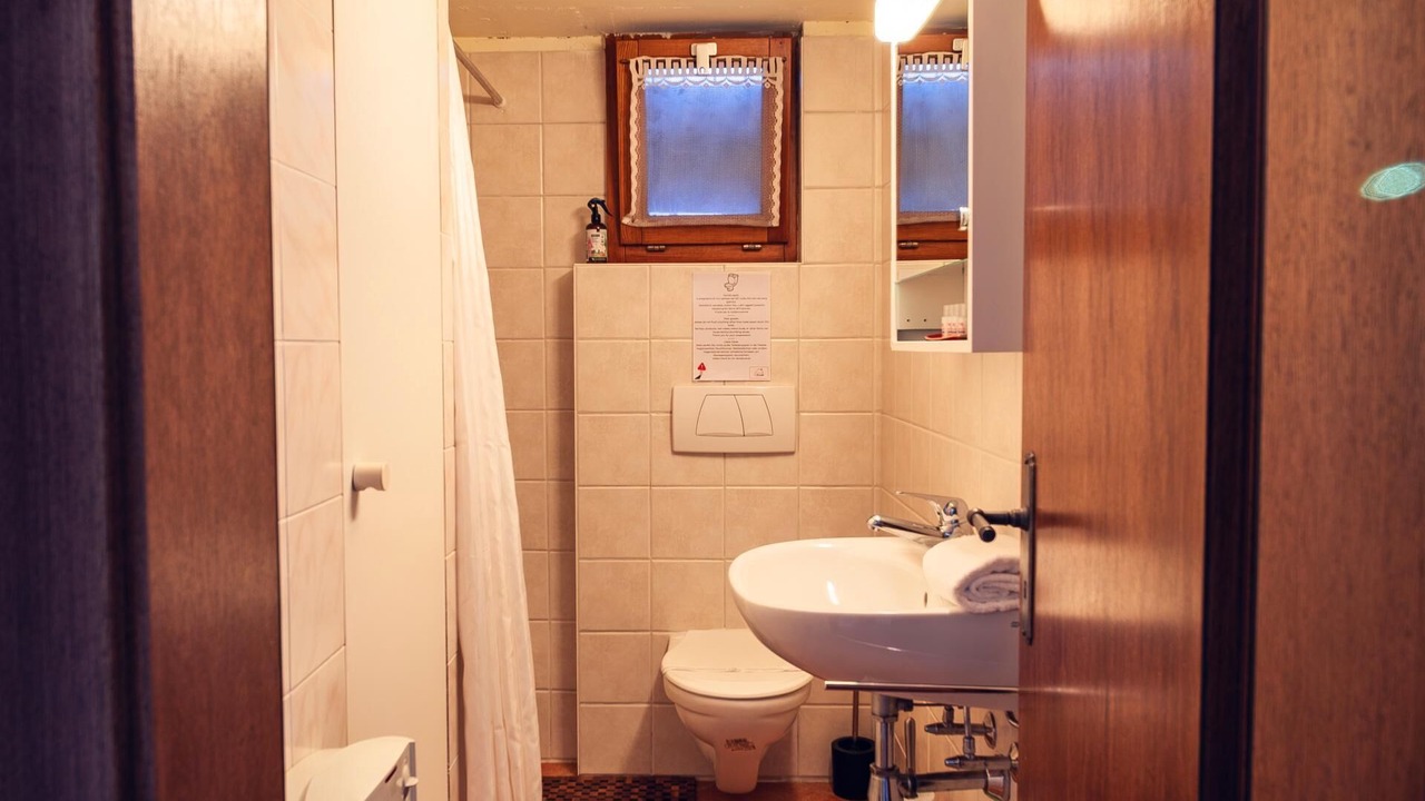 Photo of Bathroom in Intragna