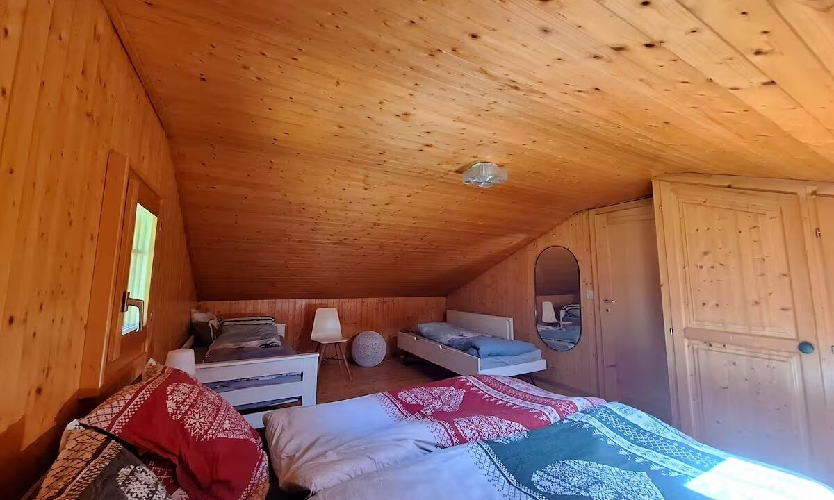 Photo of Bedroom in Evolene