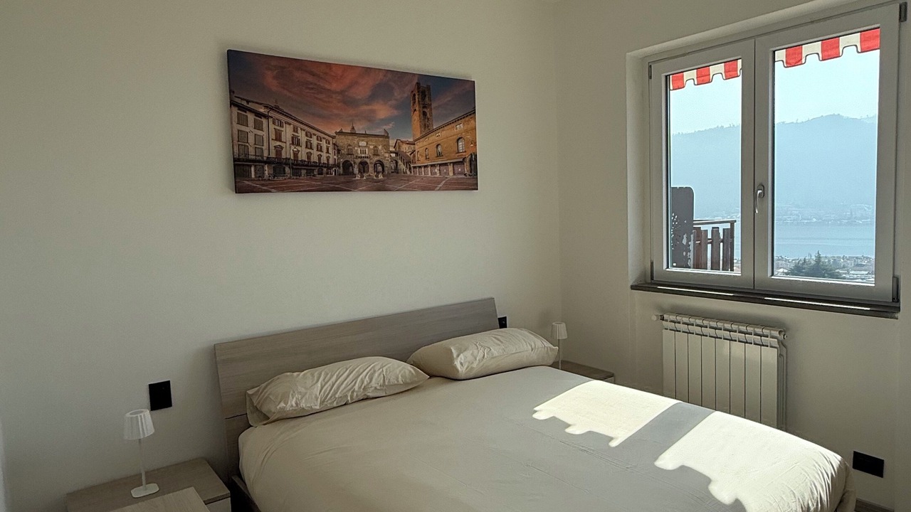 Photo of Bedroom in Sarnico