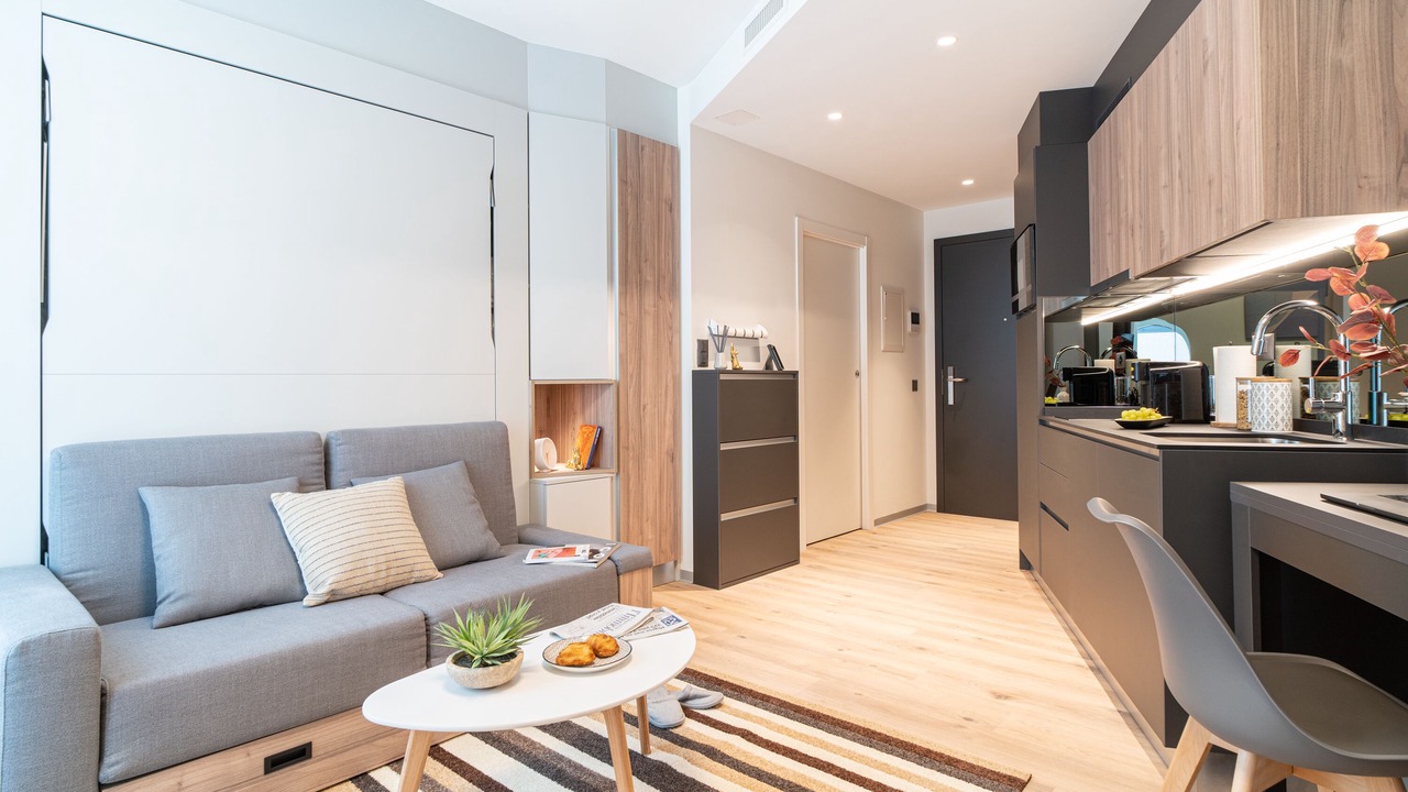 Photo of Livingroom in Coulouvreniere Rois