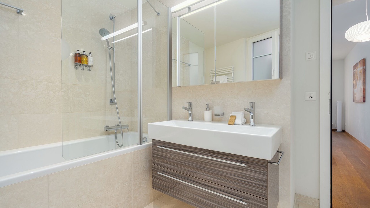 Photo of Bathroom in Montreux