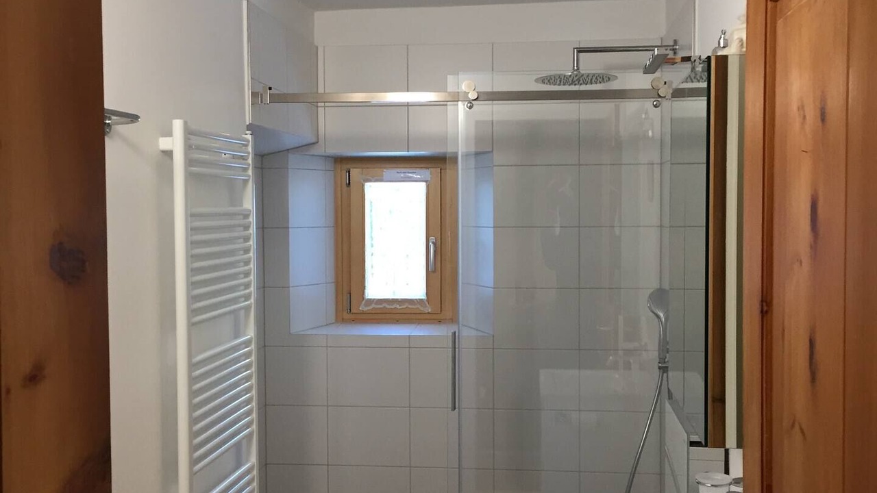 Photo of Bathroom in Zuoz