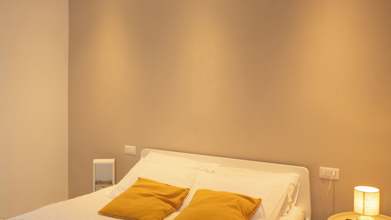 Photo of Bedroom in Lovere Old Town