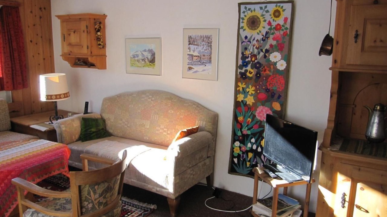 Photo of Livingroom in La Punt-Chamues-ch
