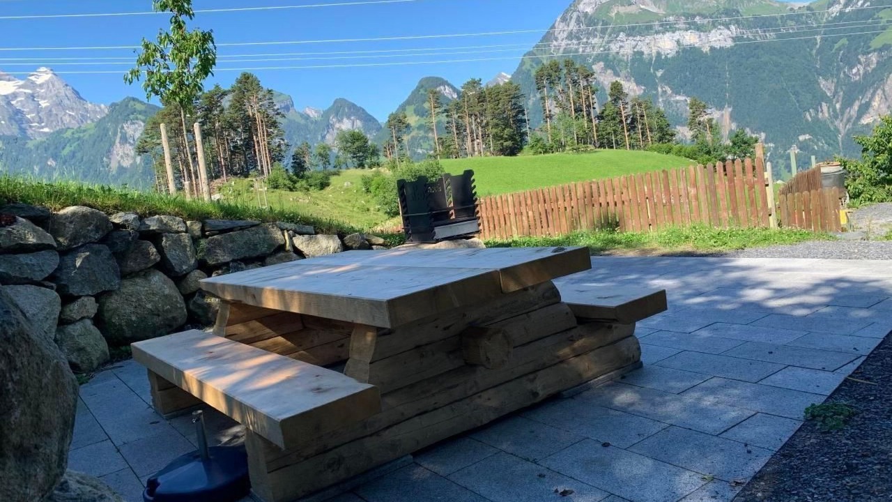 Photo of Outdoor in Sisikon