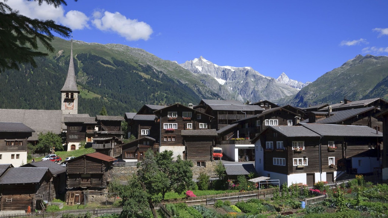 Photo of Others in Ernen