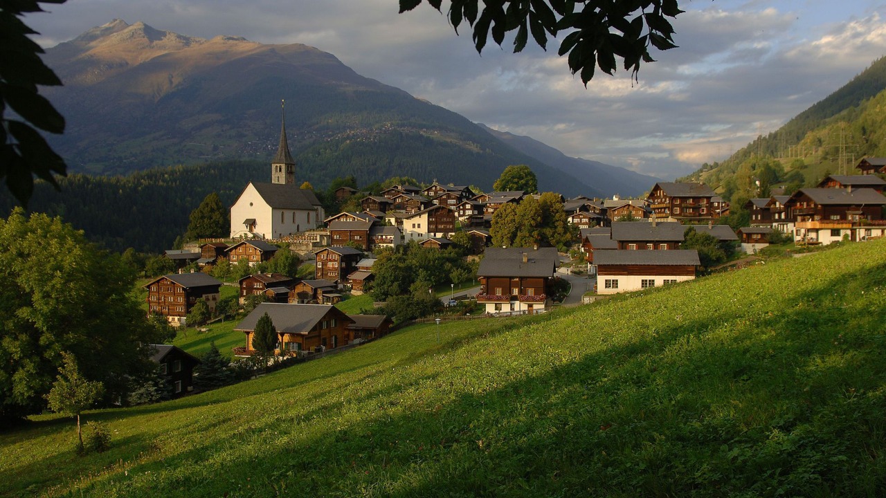 Photo of Others in Ernen