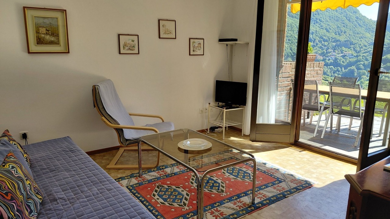 Photo of Livingroom in Arogno