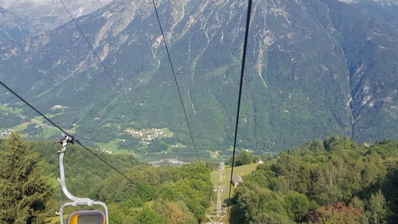 Photo of Others in Semione