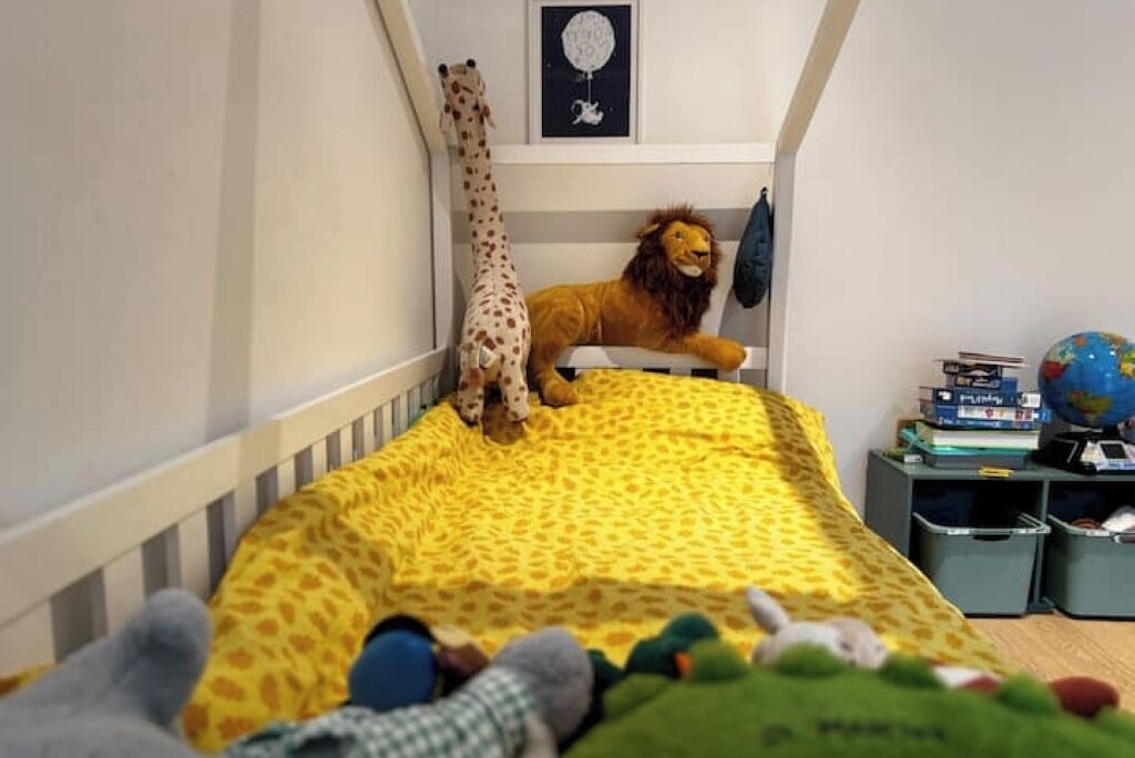 Photo of Bedroom in Saint-Legier-La Chiesaz