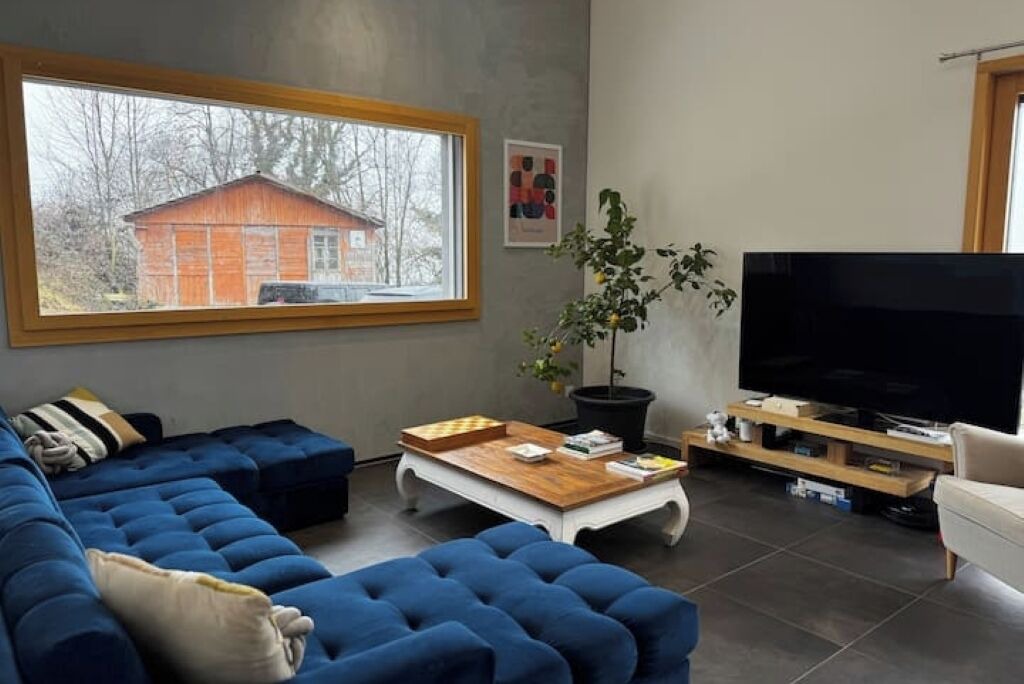 Photo of Livingroom in Saint-Legier-La Chiesaz